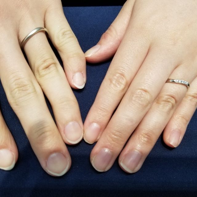 【4℃ BRIDAL(ヨンドシーブライダル)の口コミ】 ウェーブのツヤけしは、派手が好きじゃない方や、個性的なデザインを好む…