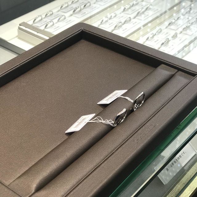 【アイプリモ(I-PRIMO)の口コミ】 ロイヤル・アッシャーがエンゲージリングで本来であればマリッジリングも…