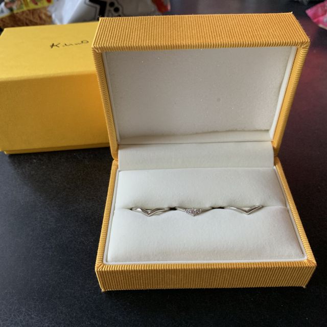 【ケイウノ ブライダル(K.UNO BRIDAL)の口コミ】 探している指輪は、お互い指が細くて短いので手が綺麗に見える華奢なリン…
