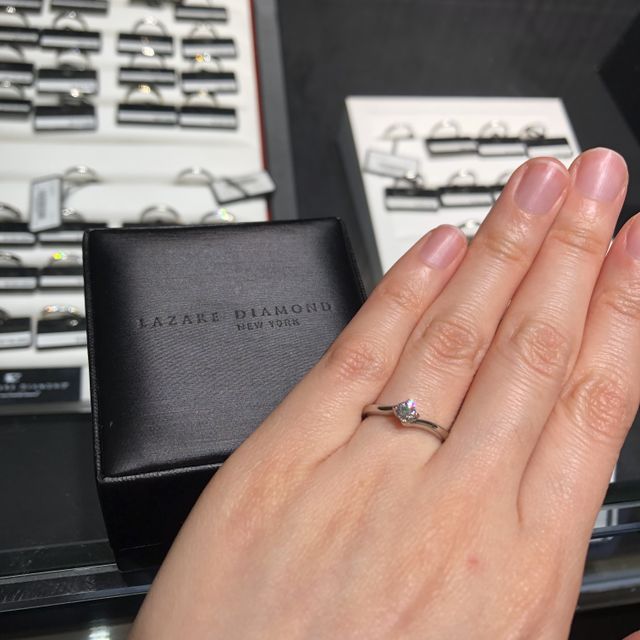 【ラザール ダイヤモンド(LAZARE DIAMOND)の口コミ】 20万円以内で購入出来る指輪を店員さんにリクエストじした。リングとダイ…