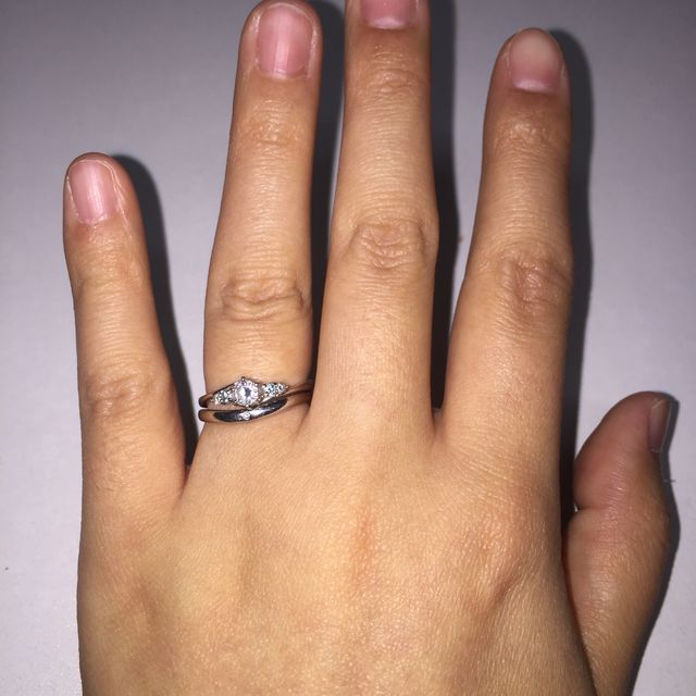 【アンジェリックフォセッテ(Angelique Fossette)の口コミ】 なんといっても価格です！
3本で18万円のセットの中に私の気に入ったデザ…