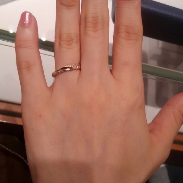 【銀座ダイヤモンドシライシの口コミ】 シルバーとゴールドの珍しい、人と被らないような組み合わせに惹かれまし…