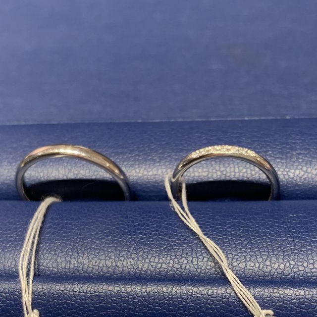 【銀座ダイヤモンドシライシの口コミ】 価格は他のブランドより安めでお手頃な指輪が多かったです。ダイヤモンド…