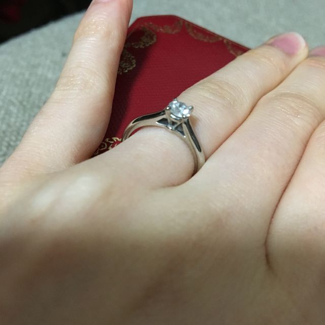 【カルティエ(Cartier)の口コミ】 もともと憧れのブランドで、婚約指輪をもらえるならカルティエがいい！と…
