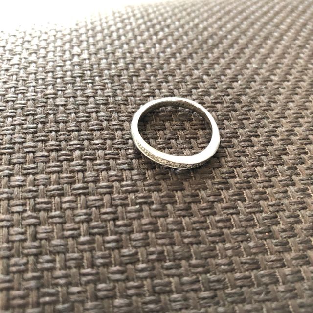 【ジュエリーツツミ(JEWELRY TSUTSUMI)の口コミ】 普段使いできて、指が綺麗に見えるようなデザインのものをずっと探してい…