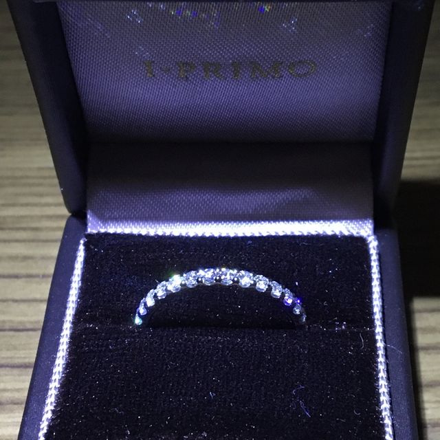 【アイプリモ(I-PRIMO)の口コミ】 ダイヤモンドの品質と、輝きが他ブランドよりもクオリティが高いです。リ…