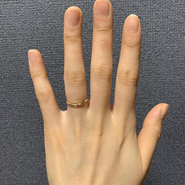 【ケイウノ ブライダル(K.UNO BRIDAL)の口コミ】 元々ピンクゴールドの指輪が欲しく、男性も違和感なくつけれる指輪だと思…