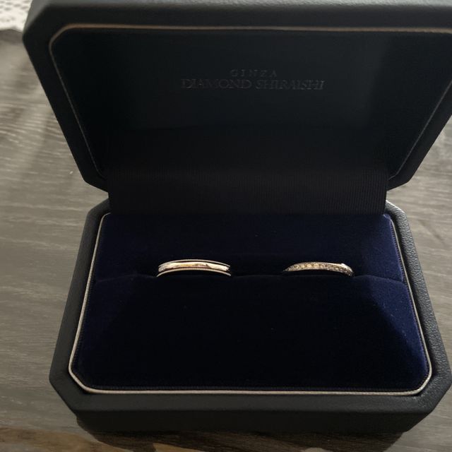 【銀座ダイヤモンドシライシの口コミ】 ダイヤモンドシライシさんで人気なブーケにしました。
ダイヤモンドがどの…