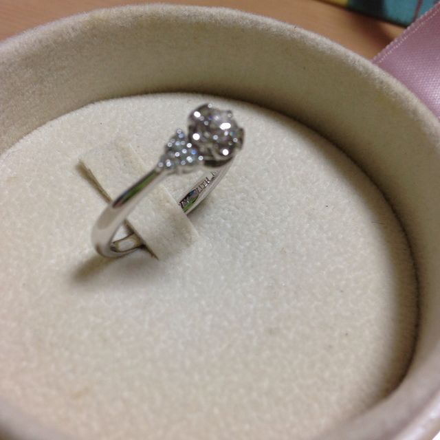 【BRIGHTON jewelers(ブライトンジュエラーズ)の口コミ】 なかなかイメージのわかなかった私に色々なデザインや形を提案してくれま…