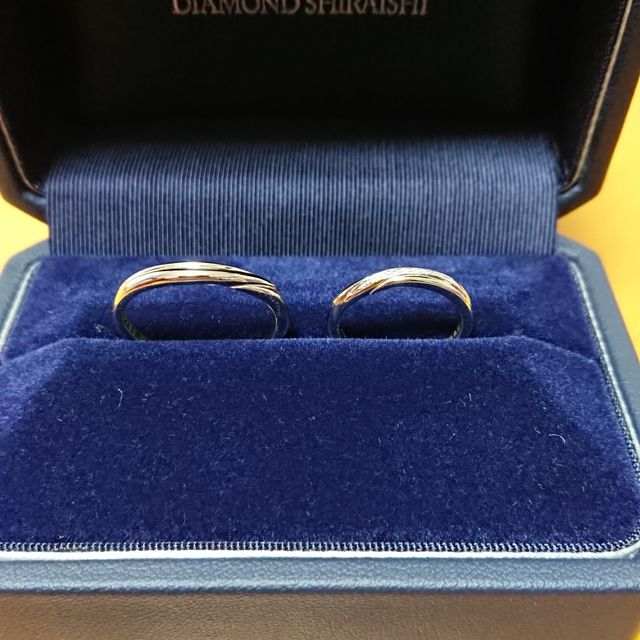 【銀座ダイヤモンドシライシの口コミ】 デザインが豊富で細かい違いから自分たちに合うものが選べたことと着け心…