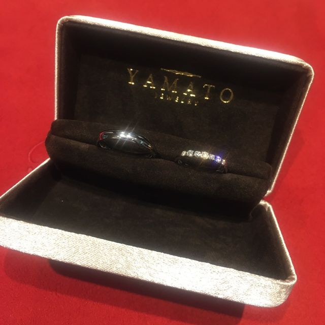 【PILOT BRIDAL(パイロットブライダル)の口コミ】 着け心地が良い日本製の指輪を探していました。
お店で色々なメーカーの指…