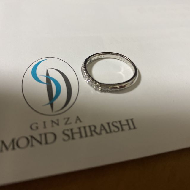 【銀座ダイヤモンドシライシの口コミ】 キラキラが大好きで、キラキラが良く、良いくらいのやつがあったから
指輪…