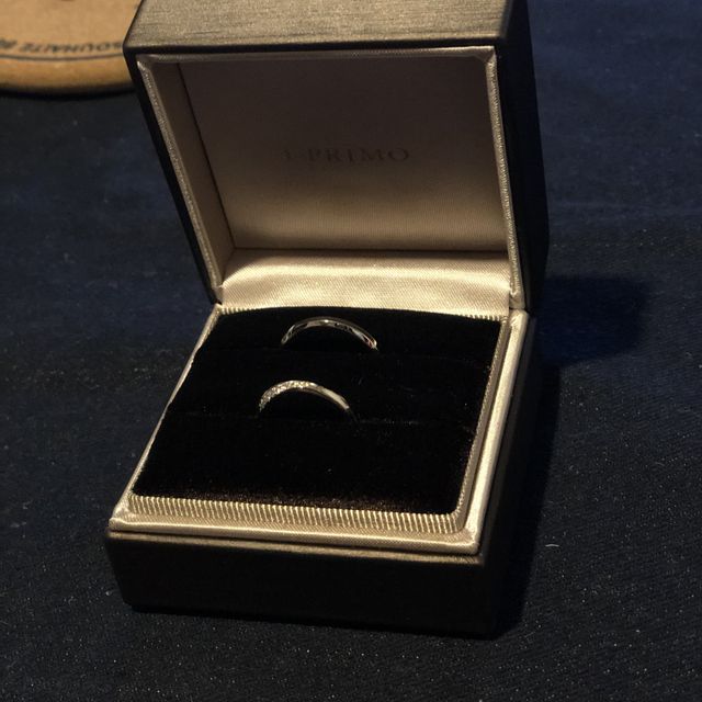 【アイプリモ(I-PRIMO)の口コミ】 普段着けるものなので、派手すぎず、でもダイアモンドが並んでるデザイン…