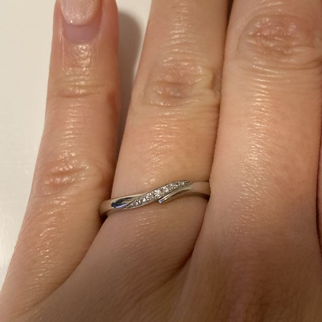 【アイプリモ(I-PRIMO)の口コミ】 星座がモチーフになっていることで、星を見るたびに新婚の時の気持ちを思…