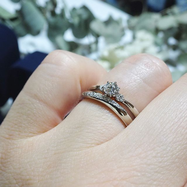 【4℃ BRIDAL(ヨンドシーブライダル)の口コミ】 とにかくお値段が想像以上にお値打ちで、それにもかかわらずダイヤモンド…