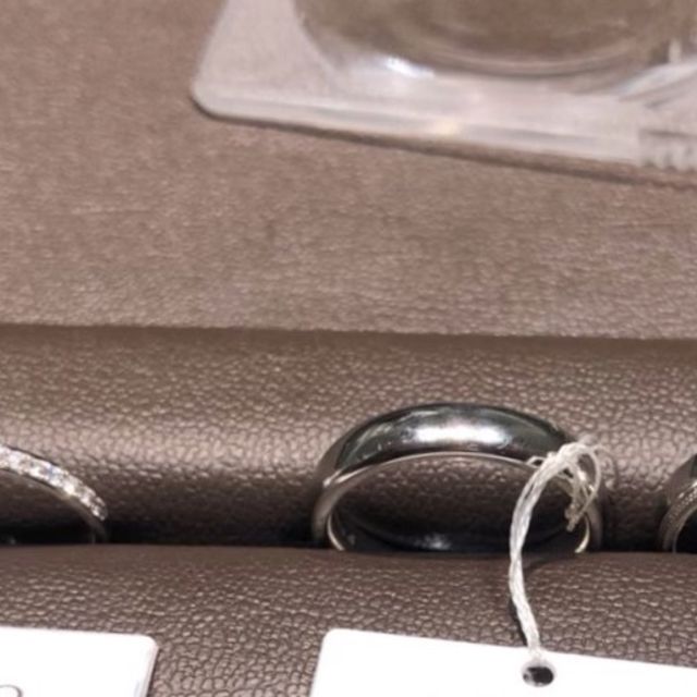 【アイプリモ(I-PRIMO)の口コミ】 いろんなデザインの婚約指輪や結婚指輪がたくさんありました。
その中でも…