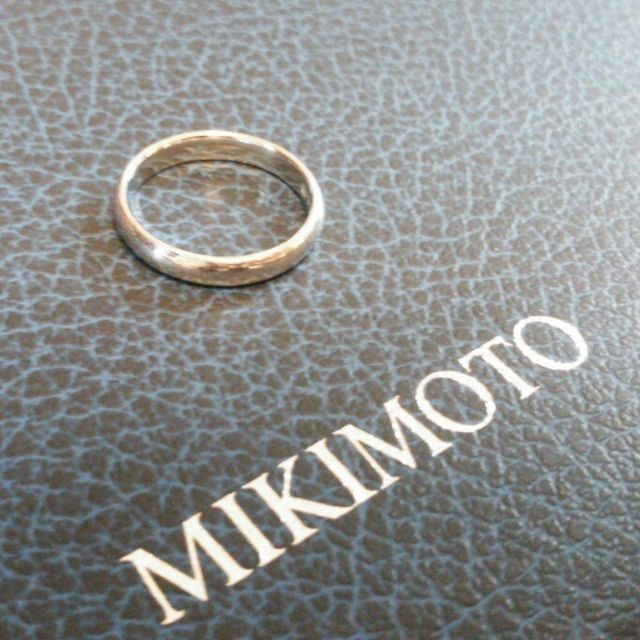 【MIKIMOTO(ミキモト)の口コミ】 今では結婚指輪も、装飾が凝らされていたり様々なデザインのものがでてい…