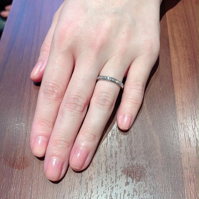 【ラザール ダイヤモンド(LAZARE DIAMOND)の口コミ】 インターネットで見て一目惚れして店頭に行きました！実際に付けてみてダ…