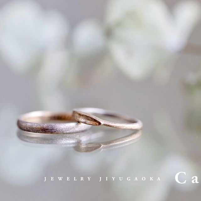 【Cayof(カヨフ)の口コミ】 カジュアルな服装にも合うシンプルな結婚指輪を探していて、オーダーメイ…