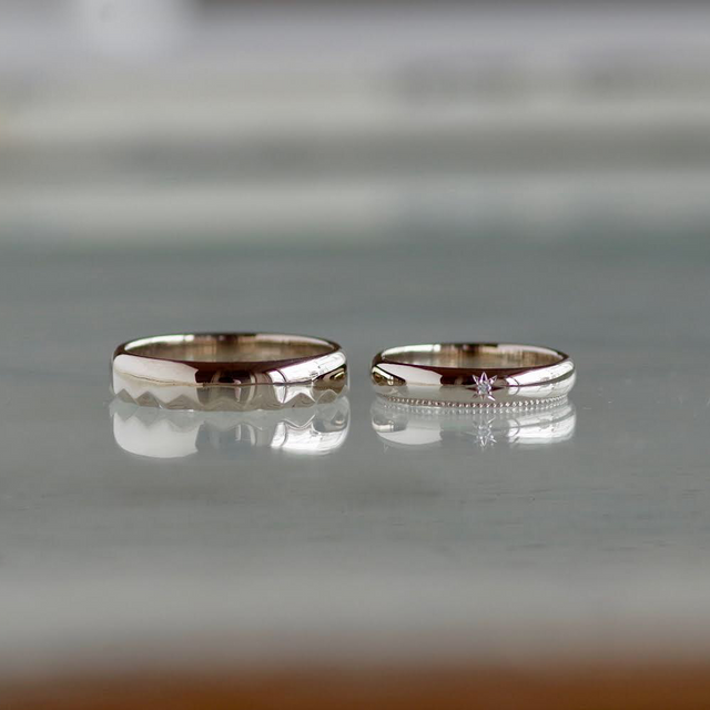 【hitotsuchi(ヒトツチ)の口コミ】 フルオーダーの為、他にないデザインをお願いできました。
シンプルな見た…