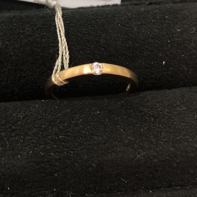 【TRECENTI(トレセンテ)の口コミ】 マット加工でイエローゴールドのものを探していました。ストレートタイプ…