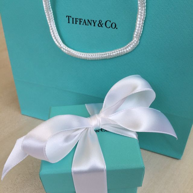 【ティファニー(Tiffany & Co.)の口コミ】 シンプルでお互いにまったく同じデザインを希望していたのでそれが叶う安…
