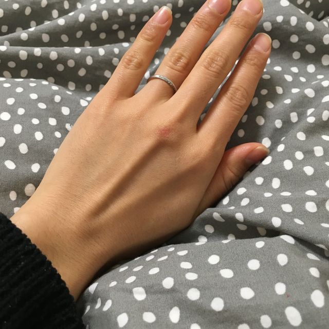 【e.m.の口コミ】 いろいろなデザインを出してもらい非常に悩みましたが、常に身につけるも…