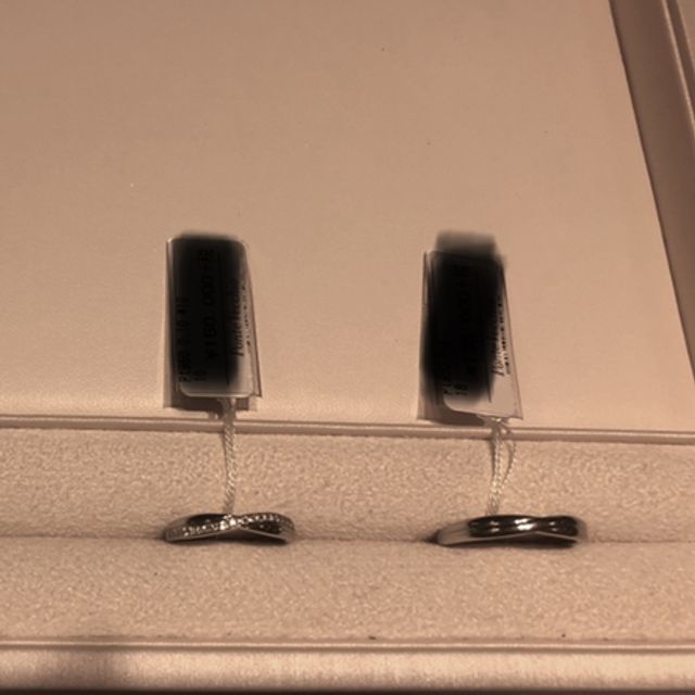 【Ponte Vecchio(ポンテヴェキオ)の口コミ】 一本で身につけていても華やかさのあるデザインがとても素敵だなと思いま…