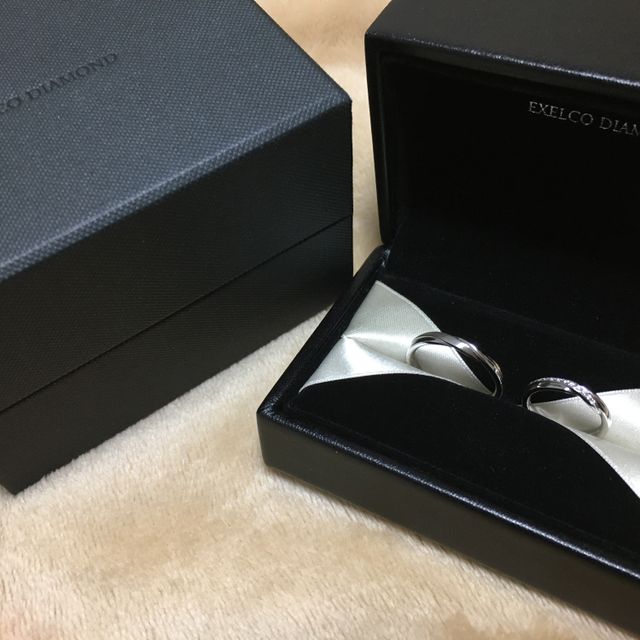 【エクセルコダイヤモンド(EXELCO DIAMOND)の口コミ】 初めから気になる指輪をサイトで見てみて
お店に行ってみたら見ていた物よ…