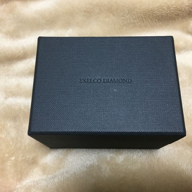 【エクセルコダイヤモンド(EXELCO DIAMOND)の口コミ】 初めから気になる指輪をサイトで見てみて
お店に行ってみたら見ていた物よ…