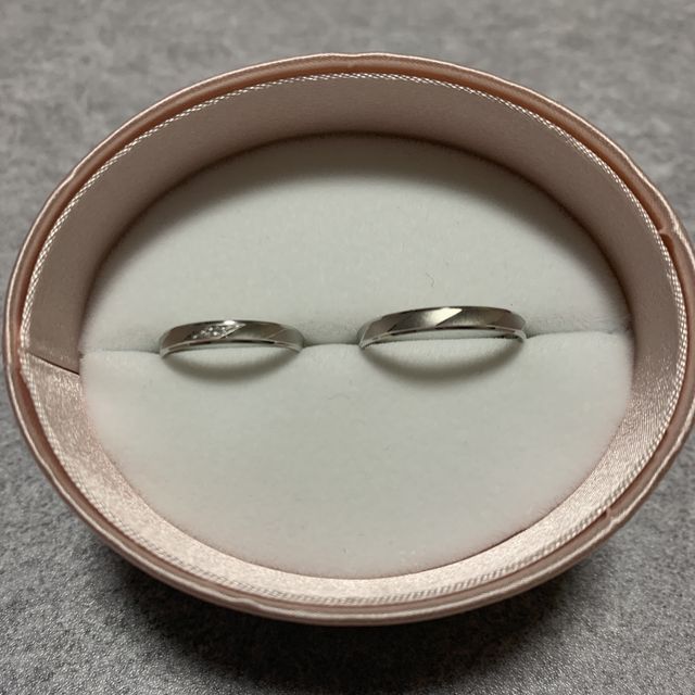 【insembre(インセンブレ)の口コミ】 周りと被りづらくて、程よく派手なデザインが気に入りました。
予算的に押…