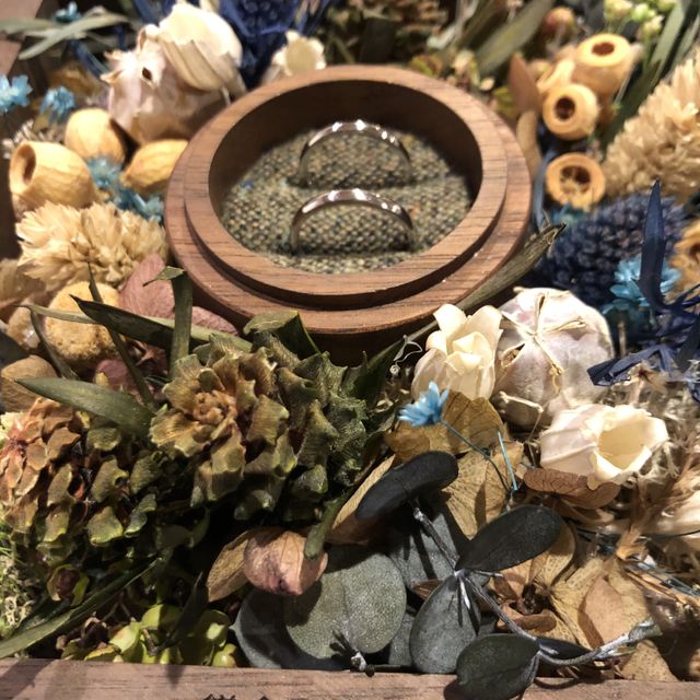 【鎌倉彫金工房の口コミ】 ・２人で手作り出来る点
・素材を選べ、形、リングの太さも選べる
・価格…