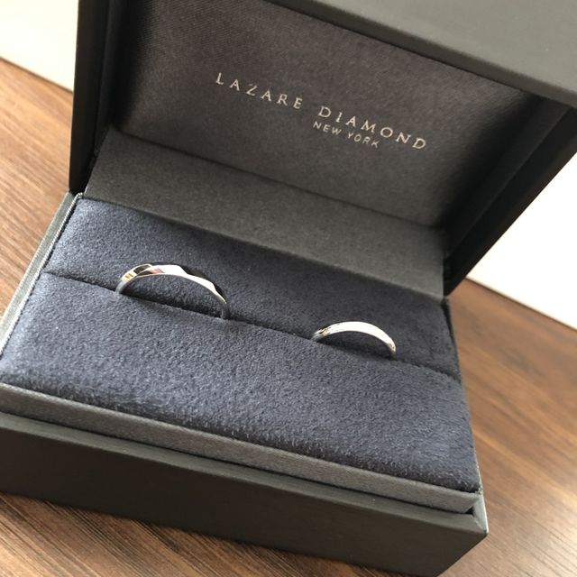 【ラザール ダイヤモンド(LAZARE DIAMOND)の口コミ】 ダイヤモンドが絶妙な輝きです。あまりギラギラしすぎず、光の当たり具合…
