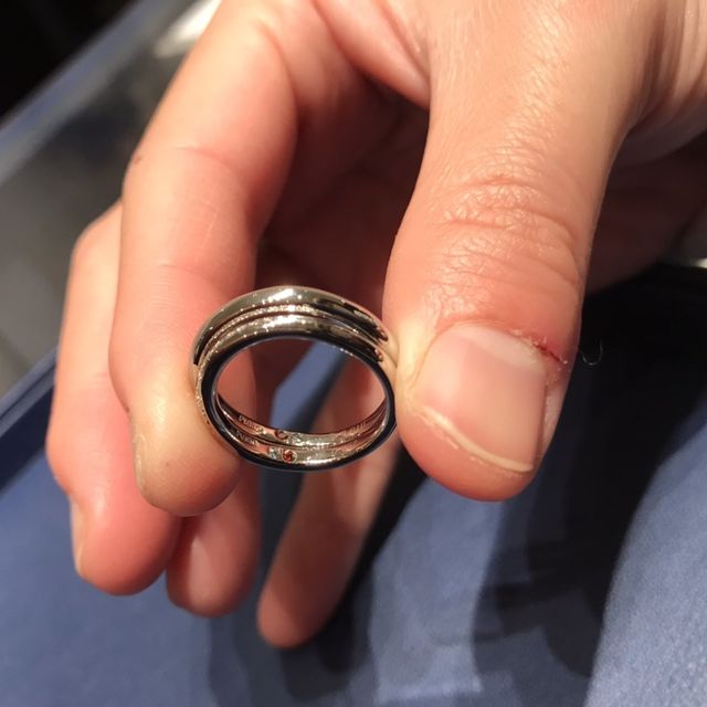 【銀座ダイヤモンドシライシの口コミ】 プロポーズ専用リングのサービスがあったのでこちらのブランドに決定。リ…