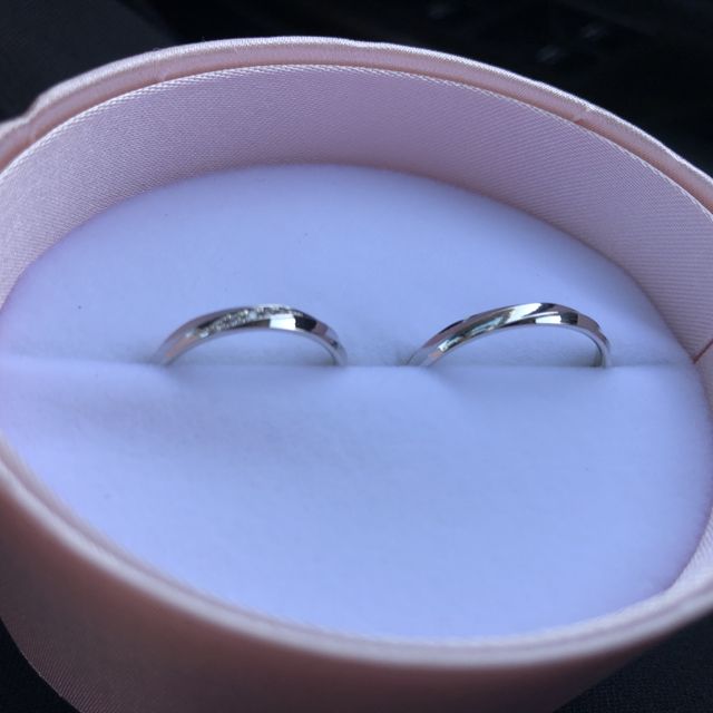 【insembre(インセンブレ)の口コミ】 ネットでも探していましたが、指に着けて比べられる事から、店舗さんで探…