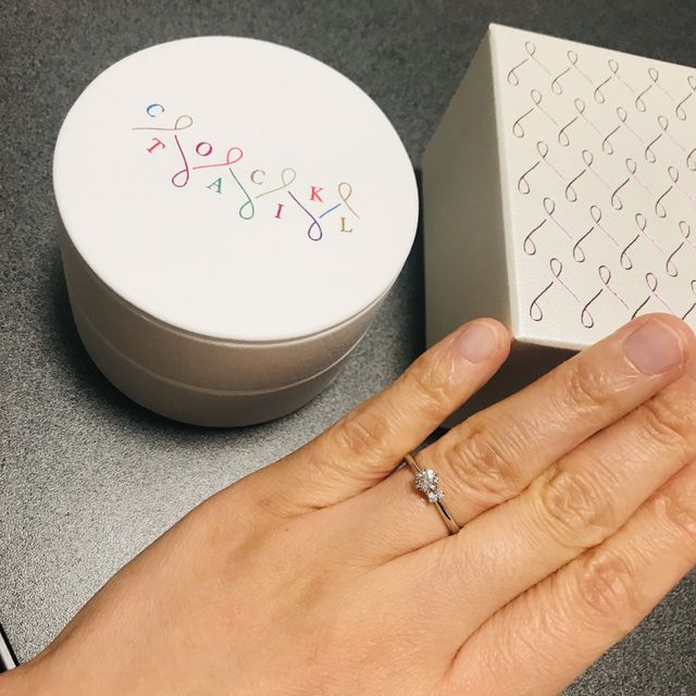 【COCKTAIL(カクテル)の口コミ】 自分自身、あまり普段から指輪をしないので、比較的シンプルなものがよい…