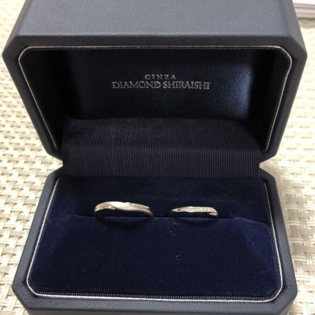 【銀座ダイヤモンドシライシの口コミ】 普段、指輪や時計等を身につけない私にとって、今回購入させていただいた…