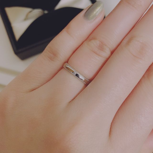 【エクセルコダイヤモンド(EXELCO DIAMOND)の口コミ】 毎日身につけているものなので、シンプルで飽きのこないデザインを求めて…