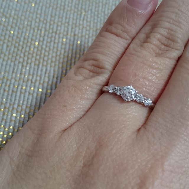 【D&D 144の口コミ】 一石は大きく、周りにも何石かあってキラキラしたものという希望がもとも…