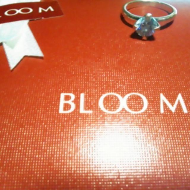 【BLOOM(ブルーム)の口コミ】 結婚を前提に話が進み一緒にアウトレットモールを見ていたら、光によって…