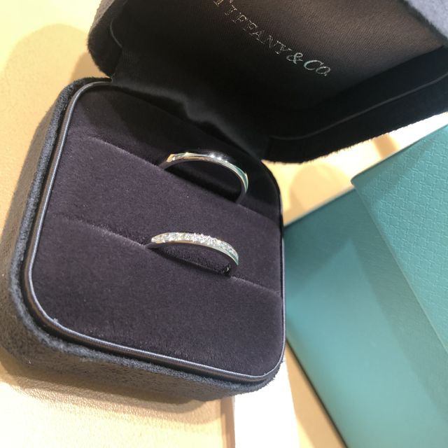 【ティファニー(Tiffany & Co.)の口コミ】 ダイヤがキラキラ輝いててほんとに一目惚れをしたデザインです。値段もそ…