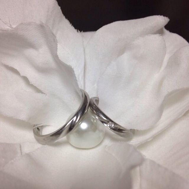 【アイプリモ(I-PRIMO)の口コミ】 キラッとしたお洒落なデザインが良かったのですが、あまり若々しくなく年…