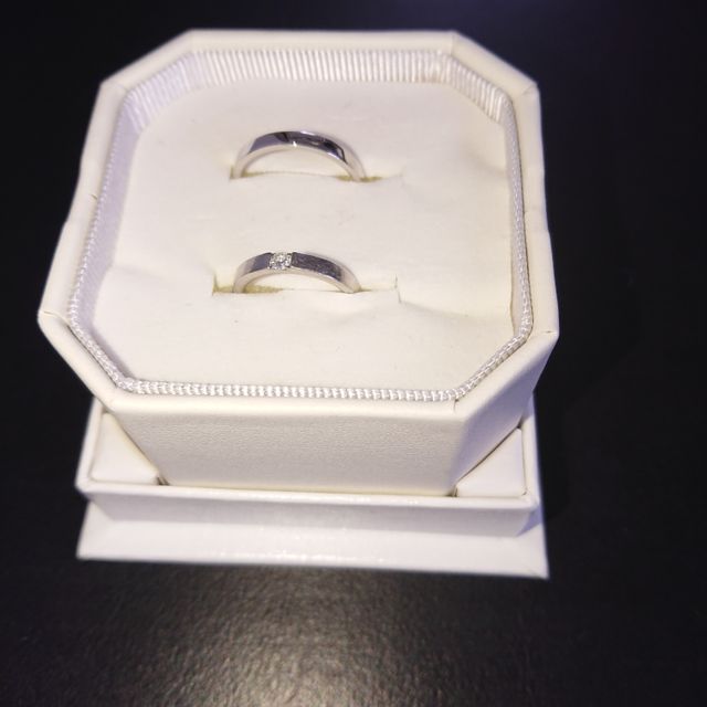 【4℃ BRIDAL(ヨンドシーブライダル)の口コミ】 店長さんがとても感じがよく、結婚式指輪がどういうものかよくわからない…