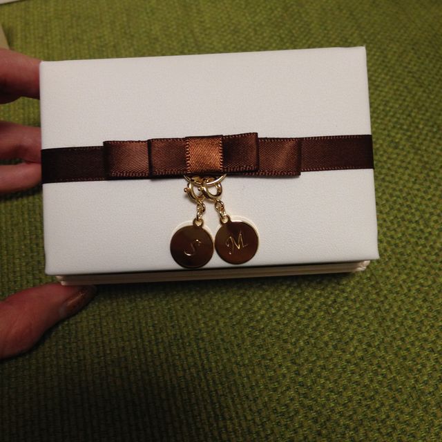 【アイプリモ(I-PRIMO)の口コミ】 指輪を実際に着用した時に自分の手に一番しっくりくるデザインだったこと…