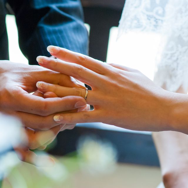 【メデルジュエリー(Mederu jewelry)の口コミ】 「道」という意味の名前の指輪です。シンプルだけど長く使えるデザインで…