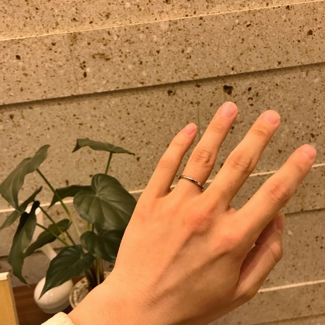 【アイプリモ(I-PRIMO)の口コミ】 シンプルなデザインが気に入りました。あまりこだわりがなかったため自分…