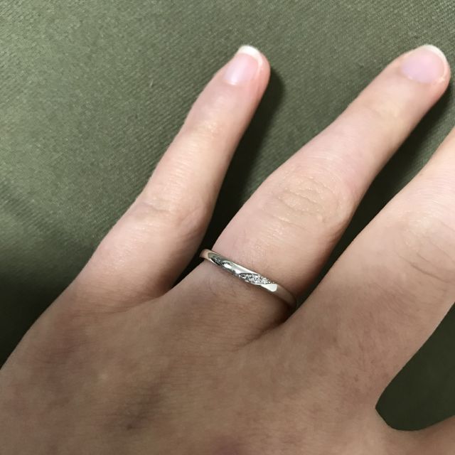 【アイプリモ(I-PRIMO)の口コミ】 担当の方に丁寧に説明頂き、ウェーブラインの素敵なデザインだったので購…