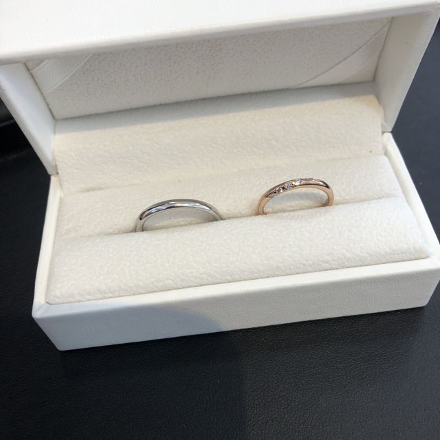 【OCTAVE(オクターヴ)の口コミ】 直感的にデザインに惹かれました。また、プラチナで長持ちし、変色無いの…