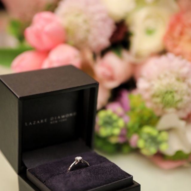 【ラザール ダイヤモンド(LAZARE DIAMOND)の口コミ】 とても可愛くサプライズで買ってくれました。同じブランドの指輪もたくさ…