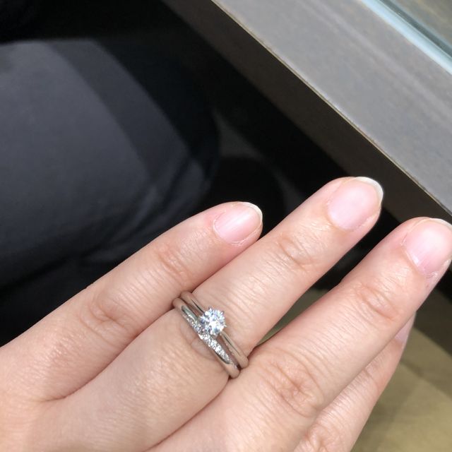 【アイプリモ(I-PRIMO)の口コミ】 2020年のモデルということで試着しました。婚約指輪とのセットでもとても…